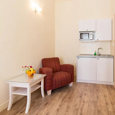 Unitas 4* Prague