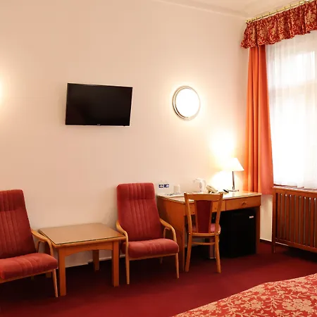 Hotel Unitas 4*