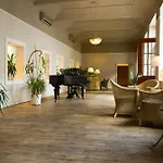 Hotel Unitas 4*