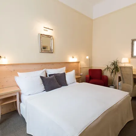 Unitas 4* Prague
