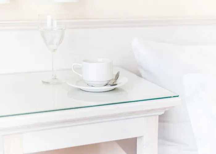 ウニタス ホテル 4*